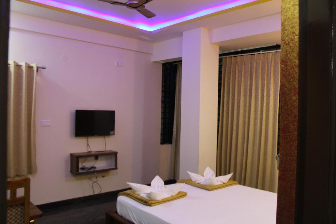 Golden Pride Hotel Kanakapura Exterior foto