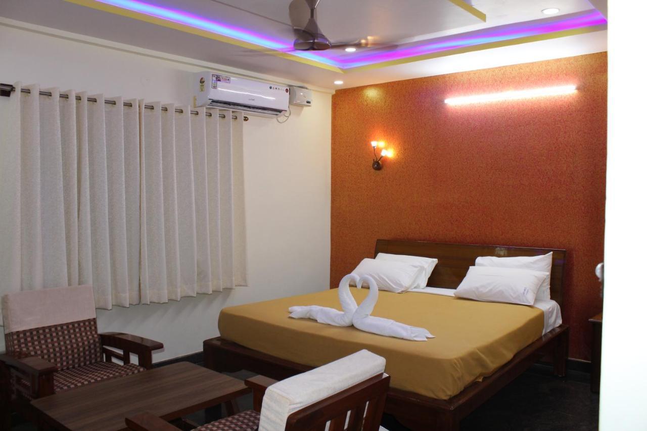 Golden Pride Hotel Kanakapura Exterior foto